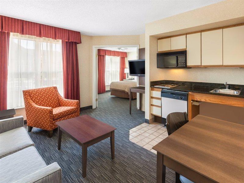 Affordable Suites Of America Detroit-Warren Ngoại thất bức ảnh